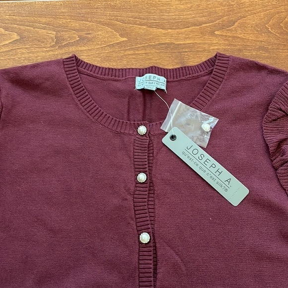 NWT Joseph A Pearl Buttons  Ruffle Detail Cardigan 
burgundy Size L - Picture 2 of 14